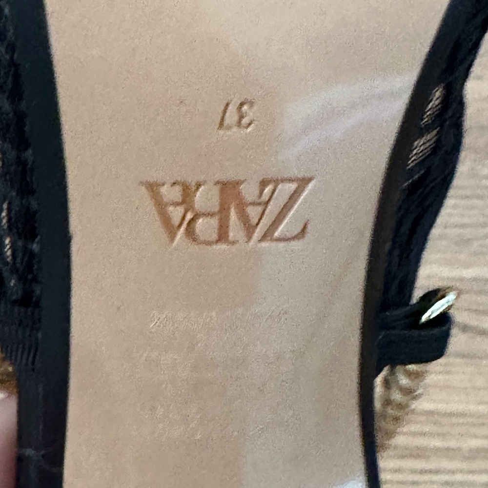 Zara - Picture 4 of 6